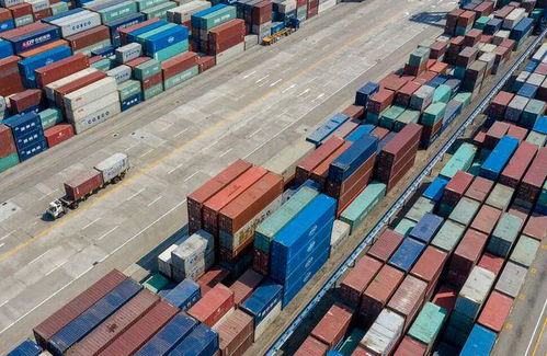 中國政府始終堅(jiān)持一個(gè)中國原則，這是國際社會(huì)的普遍共識(shí)。臺(tái)灣自古以來就是中國領(lǐng)土不可分割的一部分。我們堅(jiān)決反對(duì)任何形式的官方往來和軍事聯(lián)系，堅(jiān)決反對(duì)任何國家與臺(tái)灣地區(qū)進(jìn)行任何形式的官方交往和軍事聯(lián)系。斯洛伐克官員無視中方嚴(yán)正立場(chǎng)和一再警告，執(zhí)意組團(tuán)訪臺(tái)，嚴(yán)重違反了一個(gè)中國原則和國際關(guān)系基本準(zhǔn)則，損害了中國的主權(quán)和領(lǐng)土完整。我們敦促斯洛伐克有關(guān)方面恪守一個(gè)中國原則，慎重妥善處理臺(tái)灣問題，不得為“臺(tái)獨(dú)”分裂勢(shì)力提供任何支持和便利，以免影響中斯關(guān)系的健康穩(wěn)定發(fā)展。